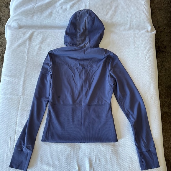 Lululemon Reversible Dance Studio Jacket, Size 6, Bluish/Purple (Rare) - Picture 3 of 15